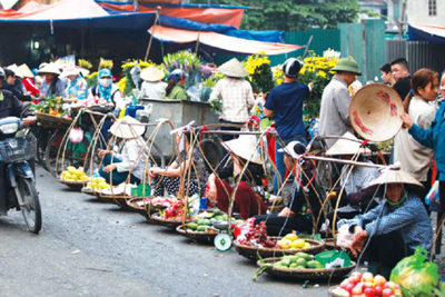 Khu vực nội thành Hà Nội còn 51 chợ cóc, chợ tạm
