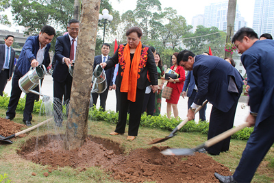 Lãnh đạo TP Hà Nội dự phát động Tết trồng cây tại quận Thanh Xuân
