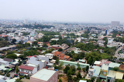 Thị trường bất động sản TP Hồ Chí Minh: Nhiều dự án “đắp chiếu” vì dính đất công