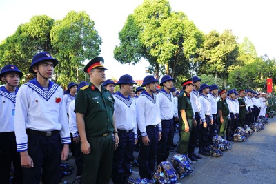 Gần 4.500 thanh niên TP Hồ Chí Minh hăng hái lên đường nhập ngũ