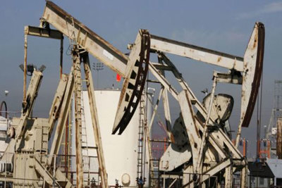 Giá dầu giảm mạnh nhất trong 5 tuần do lo ngại kinh tế thế giới suy thoái