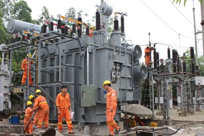Việt Nam có nên mua điện có điều kiện từ Lào và Campuchia?