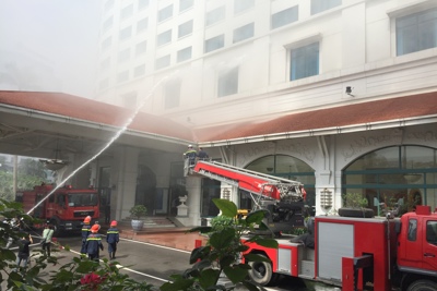 Hà Nội: Giả định cháy khách sạn Daewoo, 11 người được giải cứu