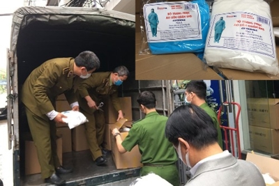 Hà Nội: Kiểm tra xe tải phát hiện đường dây "khủng" nghi buôn bán vật tư y tế giả