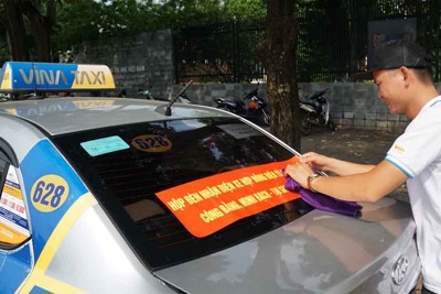 Cuộc chiến Grab và taxi truyền thống bao giờ mới kết thúc?