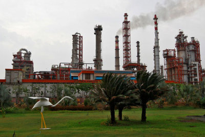 Ấn Độ sẽ tăng cường nhập dầu thô từ Nga sau các cuộc tấn công dầu mỏ Saudi