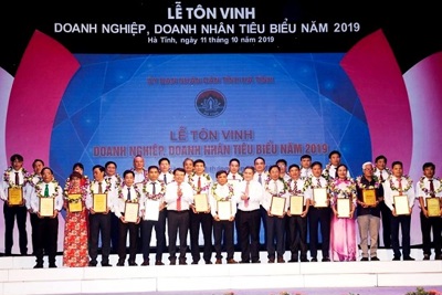 Hà Tĩnh:  53 doanh nghiệp, doanh nhân tiêu biểu được vinh danh năm 2019