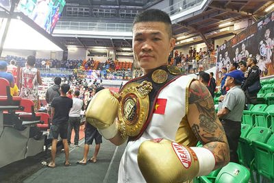 Võ sĩ Việt Nam giành đai vô địch WBA chuyên nghiệp châu Á