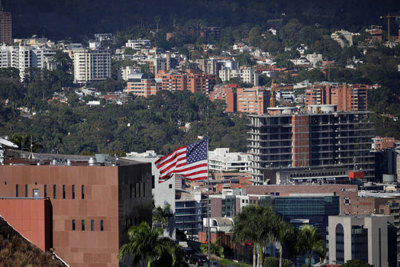 Mỹ yêu cầu nhân viên ngoại giao rời khỏi Caracas