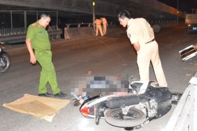TP Hồ Chí Minh: Truy tìm lái xe đâm chết người bỏ chạy
