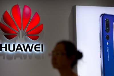 Trung Quốc thả công dân Canada đầu tiên sau vụ Huawei