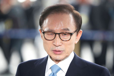 Hàn Quốc: Cựu Tổng thống Lee Myung-bak bị truy tố tội tham nhũng