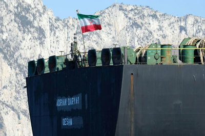 Siêu tàu chở dầu Iran Adrian Darya lại chuyển hướng tới Lebanon