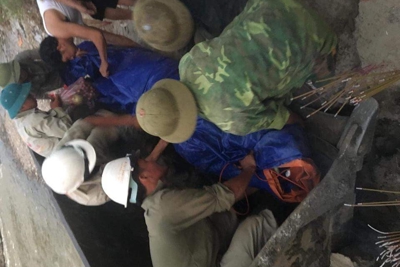 Yên Bái: Kỹ sư nước ngoài đi bộ về nhà bị đá sạt lở rơi trúng