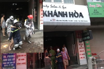 Hà Nội: Cháy tiệm cắt tóc, người phụ nữ mang bầu được cảnh sát cứu thoát