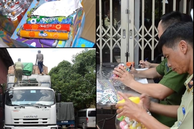 Hà Nội: Phát hiện chặn bắt 50 tấn bánh kẹo, đồ chơi trẻ em nhập lậu