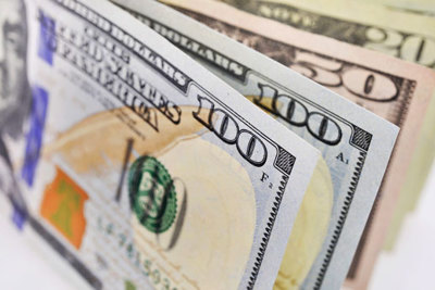 Giá trao đổi USD giảm mạnh đến 40 đồng trên thị trường tự do