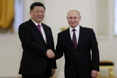 Thế giới trong tuần: Nga, Trung Quốc tăng cường hợp tác chiến lược