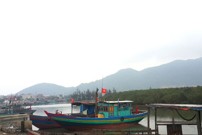 Hà Tĩnh: Hàng trăm tỷ đồng đầu tư nạo vét cảng Cửa Sót như “muối bỏ bể"