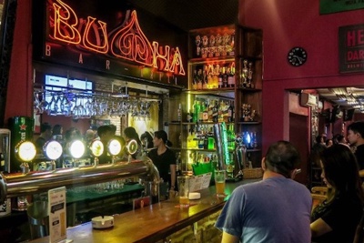 TP Hồ Chí Minh tiếp tục tìm kiếm người dự tiệc ở “ổ dịch” bar Buddha