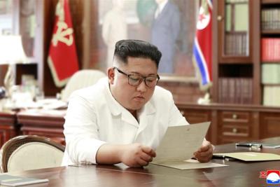 Ông Kim Jong-un ca ngợi lá thư từ Tổng thống Mỹ là "xuất sắc"