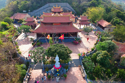 Chiêm ngưỡng Vân Sơn Tự - ngôi chùa đẹp nhất Việt Nam