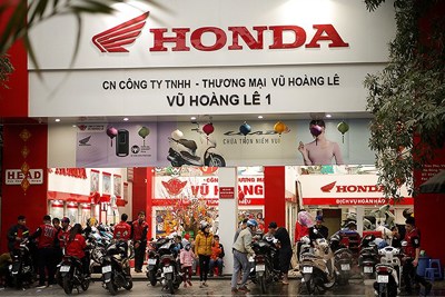 Chương trình bốc thăm trúng thưởng tri ân khách hàng “Honda Vũ Hoàng Lê - 20 năm 1 tình yêu”