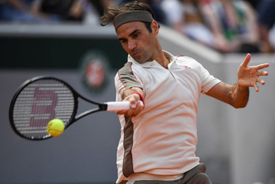 Roland Garros ngày 8: Federer chứng tỏ bản lĩnh