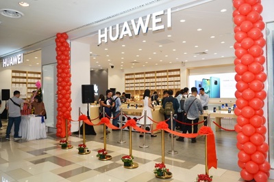 Google “nghỉ chơi” Huawei: Người tiêu dùng, doanh nghiệp bất an