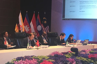 Các Bộ trưởng Ngoại giao họp trù bị cho Hội nghị cấp cao ASEAN 31