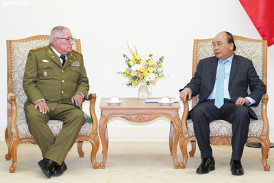 Thủ tướng Nguyễn Xuân Phúc tiếp Tổng Tham mưu trưởng quân đội Cuba