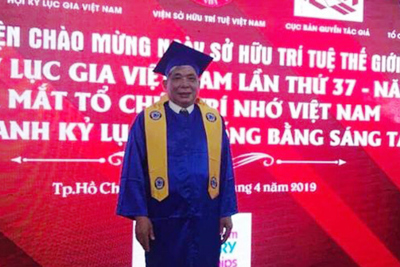 Ông chủ Tập đoàn Mường Thanh nhận bằng cử nhân ĐH danh giá ở tuổi 73