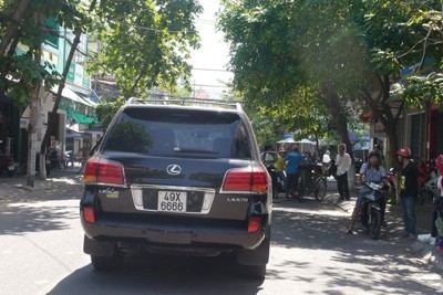 Khẩn trương điều tra vụ ô tô đâm vào đám tang ở Bình Định