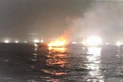 2 người Hà Tĩnh mất tích trong vụ tàu cá ở Hàn Quốc bốc cháy trên biển