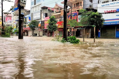 Hà Nội hỗ trợ 800 triệu đồng cho 4 tỉnh bị thiệt hại do mưa lũ