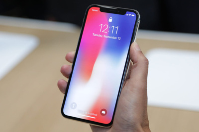 Apple sẽ cắt giảm 50% lượng sản xuất iPhone X trong quý I/2018