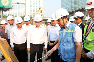 Phó Thủ tướng Trịnh Đình Dũng: Tập trung đẩy nhanh các dự án trọng điểm tại Hà Nội