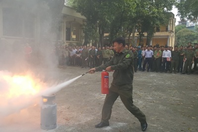 Thường Tín: Huấn luyện nghiệp vụ phòng cháy, chữa cháy cho cán bộ xã, thị trấn