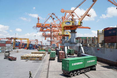 Cổ phiếu cảng biển - logistic: Phong độ trồi sụt
