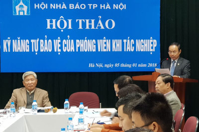 Hội Nhà báo Hà Nội thảo luận “cẩm nang vàng” trong tác nghiệp báo chí