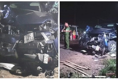 Xe bán tải gây tai nạn kinh hoàng, 4 người chết, 3 người bị thương