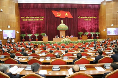 Ngày làm việc thứ hai Hội nghị lần thứ 11 Ban Chấp hành Trung ương Đảng