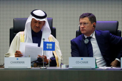 Nga - OPEC giảm mạnh nguồn cung để cứu giá dầu