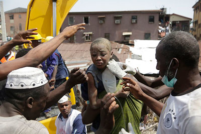 Sập trường ở Nigeria: Chưa thể xác định bao nhiêu trẻ bị chôn vùi