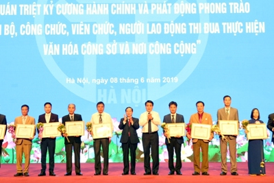 Hà Nội: Lấy người dân và doanh nghiệp làm trọng tâm để phục vụ