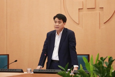 Chủ tịch Nguyễn Đức Chung: “Tuần này quyết định dịch bùng phát hay không”