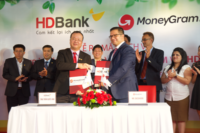 HDBank chi trả kiều hối “siêu hỏa tốc” tại nhà