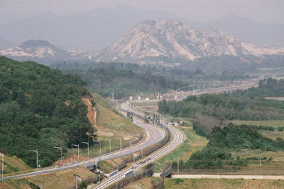 Triều Tiên hoãn chương trình khảo sát đường xuyên biên giới với Hàn Quốc