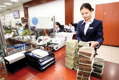 Ngân hàng ngoại thoái vốn: Thị trường tài chính Việt kém hấp dẫn?