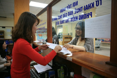 Hà Nội: Đặt lịch quyết toán thuế trực tuyến với ứng dụng Tax Booking trên điện thoại